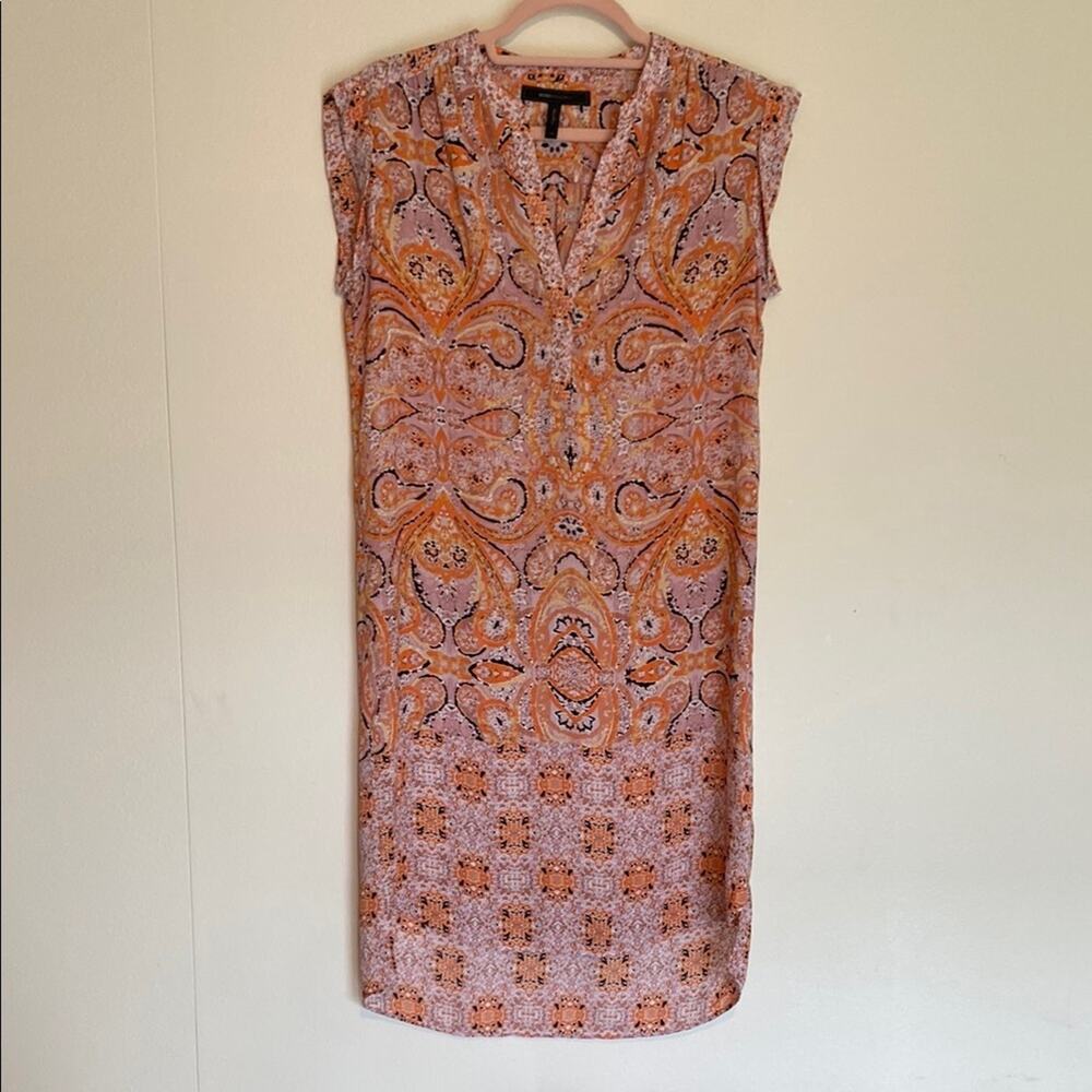 BCBGMaxAzria Orange Pink Paisley Pattern Sheath Dress Sleeveless V-Neck Summer